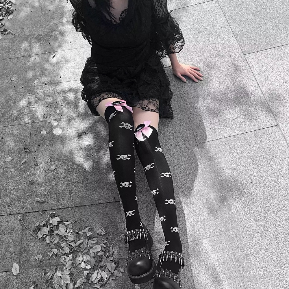 Gothic Long Black Knee High Stockings with Skulls & Pink Bows - Picture 3 of 16